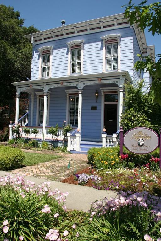 The Napa Inn Экстерьер фото